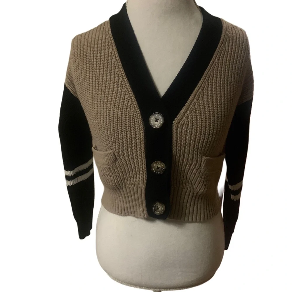 Tommy Jeans Colorblock Cropped Cardigan - Picture 5 of 11